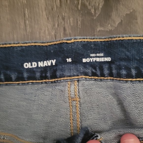 Old Navy Cut Off Shorts - Picture 4 of 4